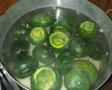 Foto del paso 1 de la receta: Zapallitos rellenos con carne molida y arroz