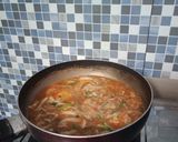 Foto langkah ke 4 dari resep Jjampong bihun merah seafood.