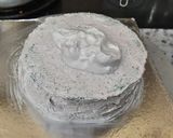 A picture of step 10 of Holi special Vanilla colourful cake.