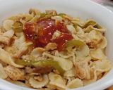 A picture of step 4 of Chicken macaronies.