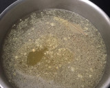 Foto del paso 1 de la receta: Pasta con gambas y setas