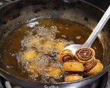 बाकरवडी (bakarvadi recipe in marathi) रेसिपी स्टेप 11 फोटो 