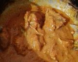 A picture of step 3 of Chicken gravy with poppy seeds and dry fruits.