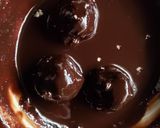 Foto del paso 3 de la receta: Ni las migas se tiran, se transforman en deliciosas TRUFAS BAÑADAS EN CHOCOLATE🍬