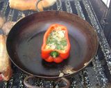 Foto del paso 4 de la receta: Morrón relleno a la parrilla