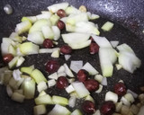 Foto del paso 4 de la receta: Espaguetis y solomillo con salsa de avellanas