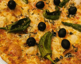 Foto del paso 4 de la receta: Pizza de Bacalao con Pimientos de Padrón y Aceitunas