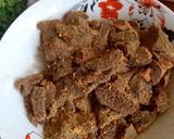 A picture of step 1 of Liver wet fry.