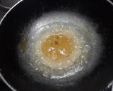 A picture of step 5 of Meethi Gud ki Poori.