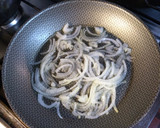 Foto del paso 1 de la receta: Salsa de champiñones y hongos para pastas