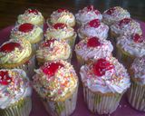 Foto langkah ke 4 dari resep CUPCAKE Vanila ala RM.