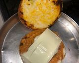 A picture of step 3 of Aloo tikki Burger.