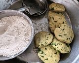 A picture of step 4 of Methi Thepla.