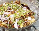 A picture of step 9 of Aloo chanachat.