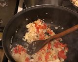 Foto del paso 2 de la receta: Arroz al azafrán con pollo