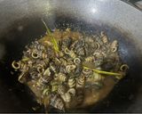 Foto langkah ke 3 dari resep Siput Hisap Masak Semur.