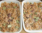 Foto del paso 5 de la receta: Gratinado de habas, pasta y atún
