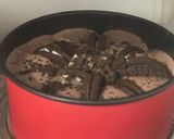 A picture of step 9 of Eggless: Oreo Chocolate Vanilla Ice Cream Cake.