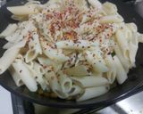 A picture of step 3 of Creamy pasta in periperi sauce.