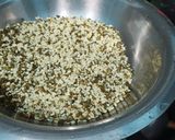 A picture of step 1 of Urad dal pakora.