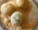 A picture of step 2 of Lauki and rice (leftover) cheese Balls.