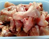 Foto langkah ke 1 dari resep Ayam Goreng Tepung ala bunda U'uL.
