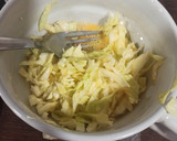 Foto del paso 2 de la receta: Tortilla de bacon y repollo