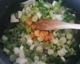 A picture of step 3 of Quick green onion sabji.