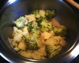 Foto del paso 3 de la receta: Suprema de merluza sobre puré de brócoli 🥦