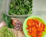 Foto langkah ke 1 dari resep Sayur Bening Bayam dan Wortel.