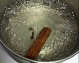 Foto del paso 2 de la receta: Uvas en almíbar especiado y licor