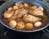 Foto del paso 2 de la receta: Muslos de pollo con champiñones