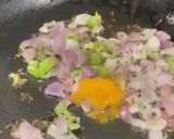 अचारी आलू रोल (achari aloo roll recipe in Hindi) रेसिपी चरण 5 फोटो