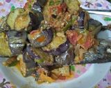 Foto langkah ke 4 dari resep Ikan kembung sambel terong.
