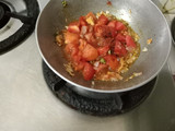 ટામેટા ની ચટણી (Tomato Chutney Recipe In Gujarati)