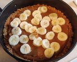 A picture of step 6 of Banoffee Pie.