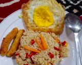 Foto langkah ke 4 dari resep Nasi Goreng Hongkong.