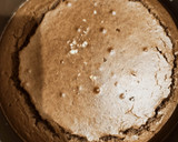 Foto del paso 7 de la receta: Bizcocho de galletas y chocolate con sopa de chocolate blanco