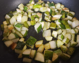 Foto del paso 6 de la receta: Filete de cerdo con salsa al jengibre y pepino salteado