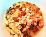 Foto del paso 7 de la receta: Tortilla de gambas con Rossinyols y Camagrocs
