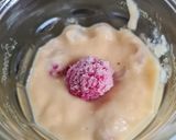 Foto del paso 4 de la receta: Mug cake de frambuesa y lichi