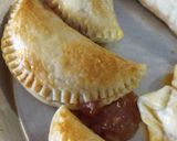 A picture of step 4 of Strawberry Jam Empanadas.