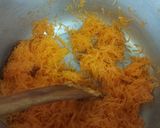 A picture of step 1 of ગાજર હલવા (carrots halawa receipe in gujrati).