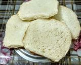 A picture of step 2 of Bread Pizza.