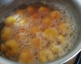 A picture of step 3 of Khubani ka meetha.