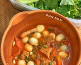 Hình bước làm 3 của món Chả Cá, Trứng Cút Chiên Sốt Cà Chua Chấm Rau Sống