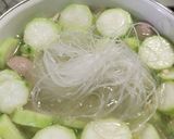 Foto langkah ke 3 dari resep Sop Oyong Bakso.