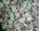 Foto langkah ke 1 dari resep Tumis putren cumi asin.