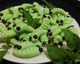 Foto langkah ke 5 dari resep Kukis Susu Ulat hijau.