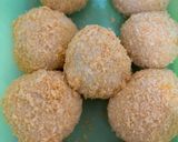 Foto langkah ke 5 dari resep Potato Mozarella Cheese Ball.